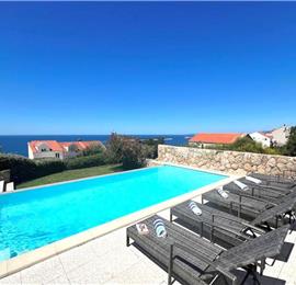 9 Bedroom Villa with Pool and Sea Views in Cavtat, sleeps 18